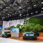 拓展它取实体经济融合度广度